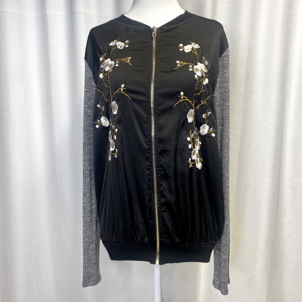 Gimmicks by BKE Floral Black Bomber Jacket Size Large